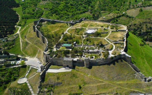 Дербентская крепость Нарын Кала