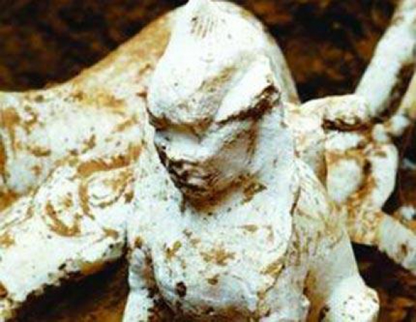 В Северо-Западном Китае обнаружена изготовленная в 7-9 вв статуя сфинкса