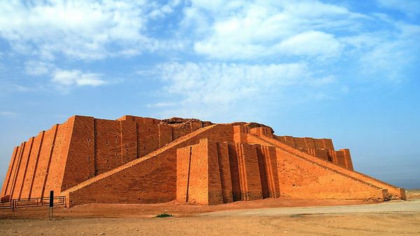 Месопотамский зиккурат в городе Уре – дорога в небо