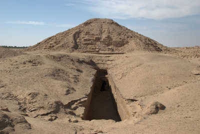 Пирамиды в Эль-Курру