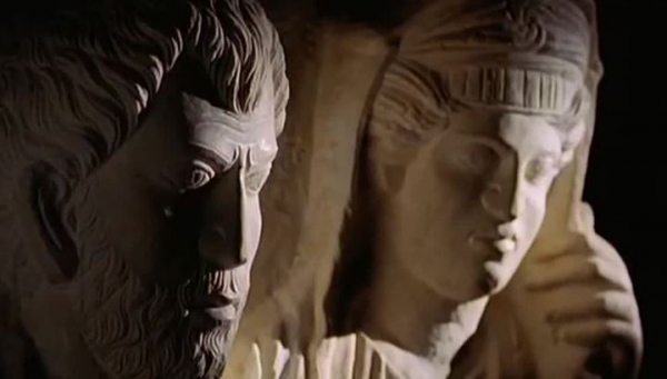 Запад скупает награбленные в Пальмире артефакты