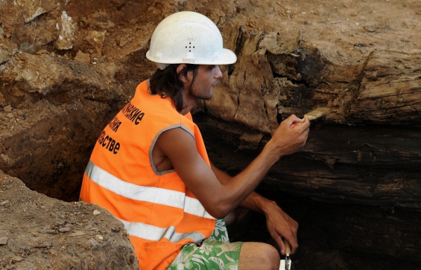 Новосибирские археологи будут искать следы денисовского человека в киргизской пещере