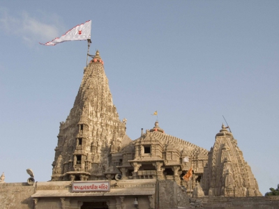 Храм Дваракадиши (Dwarkadhish Temple)