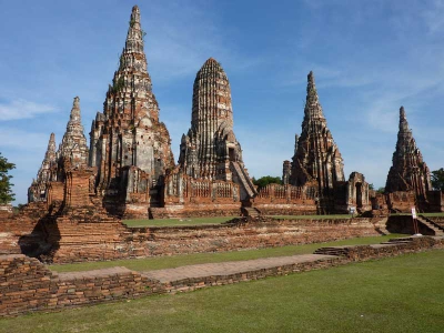 Ват Чaй Ваттханарам (Wat Chai Watthanaram)