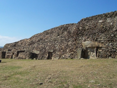 Курган Барненес (Barnenez Cairn)