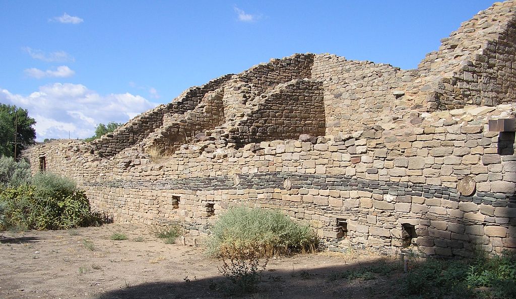 JW_SIGP_LABELS_08 1024px-Aztec_Ruins_-_Western_Walls.JPG