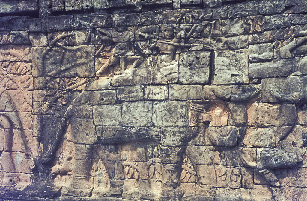 JW_SIGP_LABELS_08 1024px-Angkor-069_hg.jpg