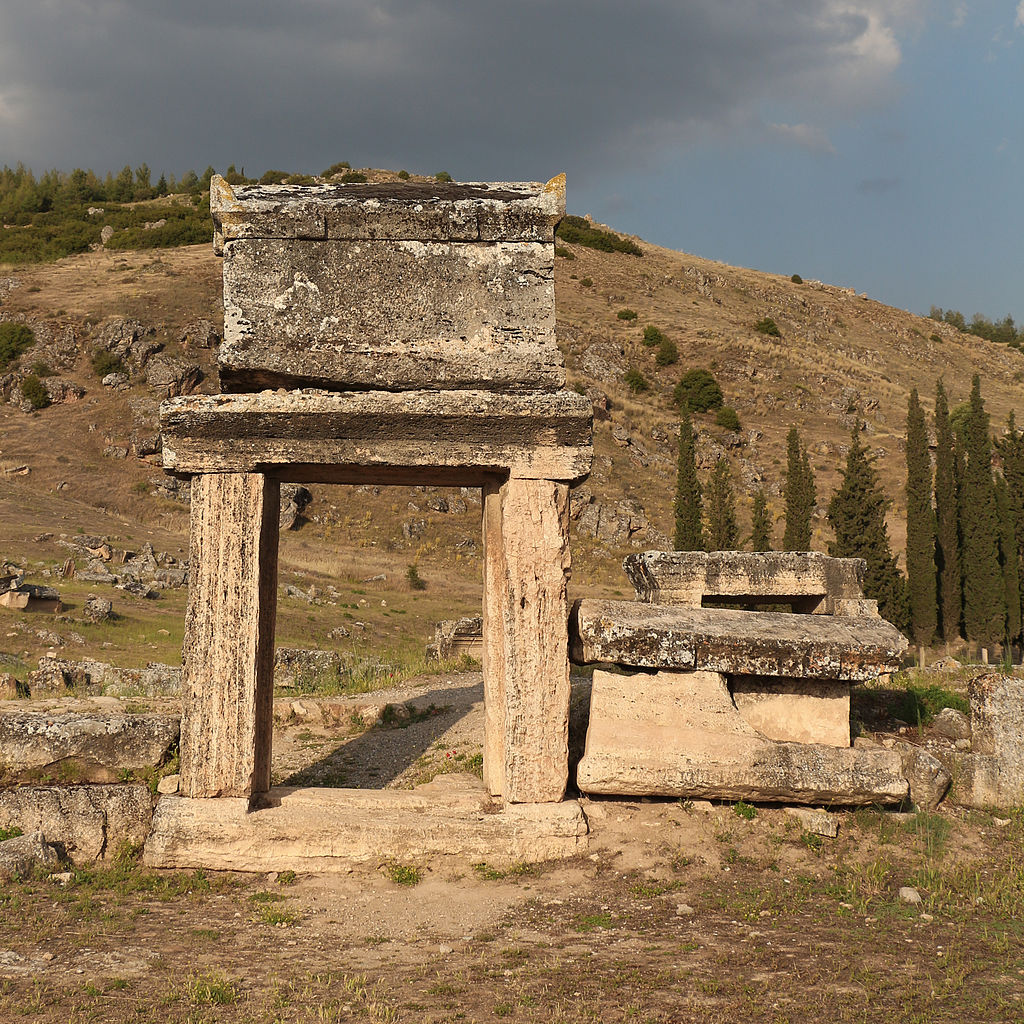 JW_SIGP_LABELS_08 001_Gate_in_Hierapolis.jpg