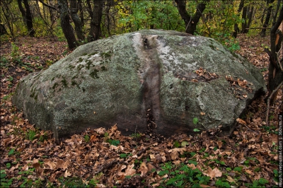 «Зелёный камень» у села Старая Ведуга