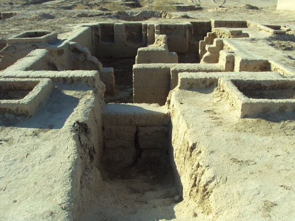 Королевский некрополь древнего Ура (Месопотамия)