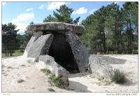 Дольмен Vila Chã - крытый источник (Anta da Fonte Coberta)