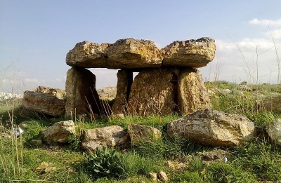 Дольмен Ирбид (Irbid dolmen)