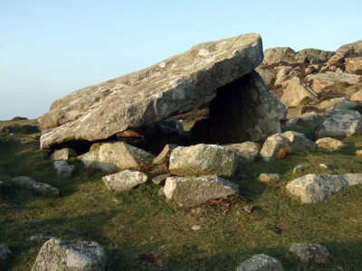 Дольмен Coetan Arthur (Arthur&#039;s Quoit)