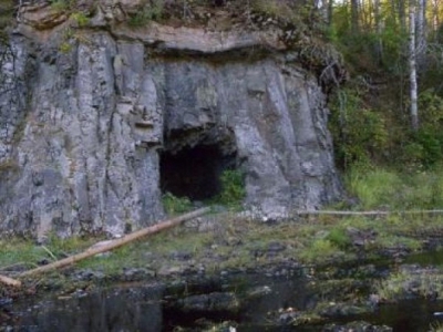 Кашкула́кская пещера - пещера «чёрного дьявола» или пещера «Белого шамана»