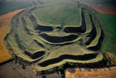 Мэйден Кастл (Maiden Castle, Dorset)