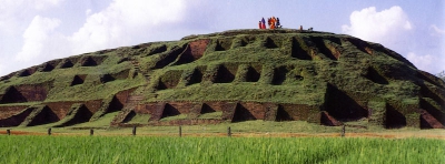 Древний город Махастангар  (Mahasthangarh ruins)