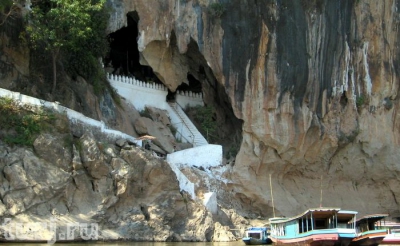 Пещеры Паку (Пак Оу)
