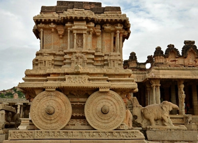 Храм Виттала (Vittala Temple)