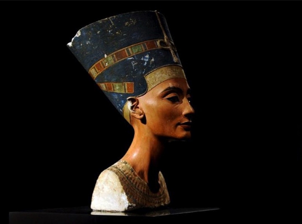 Воссоздан облик Нефертити